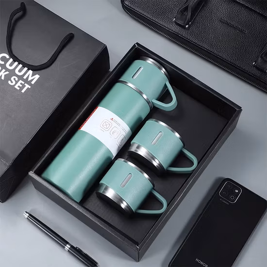 Hot Selling Stainless Steel Vacuum Bottle Set Sport Double Wall Flask Hot Water Insulated with Cups Gift Set Thermo Bottle